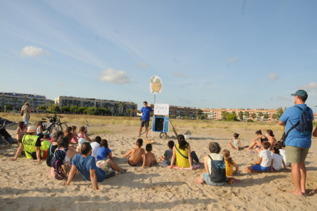 Activitat infantil a la platja