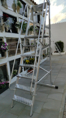 escala cementiri 2.jpg