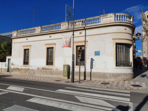Vista de l'immoble per l'avinguda de Catalunya