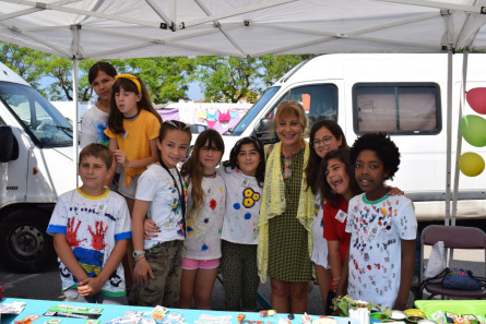 Alumnat amb l'alcaldessa en funció