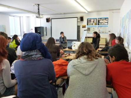 taller alumnes INS violència gènere