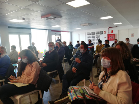 Assistents a la presentació de l'informe i el consell assessor