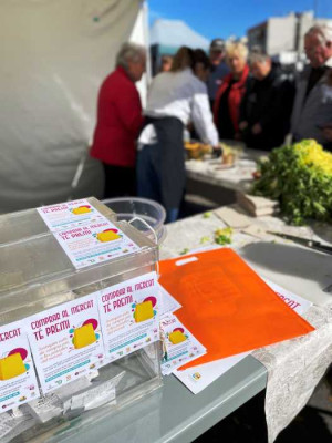 Urnes Comprar mercat te premi_1.jpg